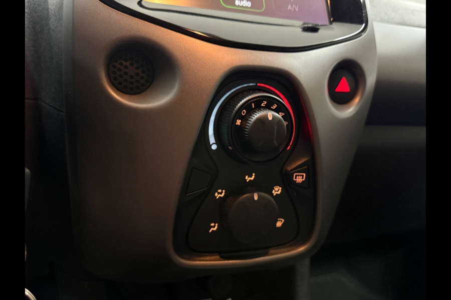 Toyota Aygo 1.0 VVT-i x automaat | Apple Carplay & Android Auto | Camera | Bluetooth | 15 Inch