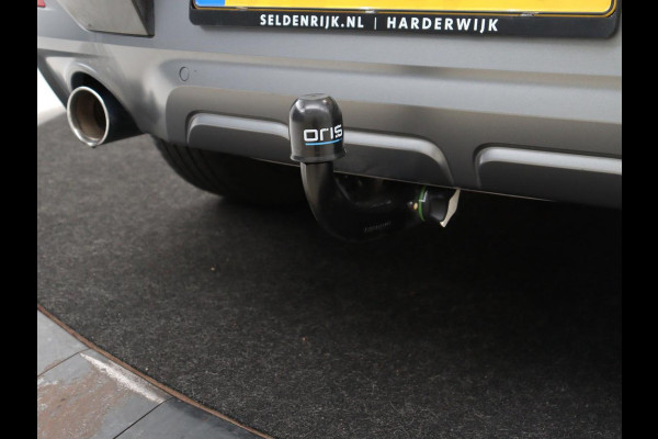 BMW X2 SDrive20i High Executive | Panoramadak | Leder | Stoelverwarming | Cruise control | Head-up | Bluetooth | Sfeerverlichting | Park assist | Elektrische achterklep | Trekhaak