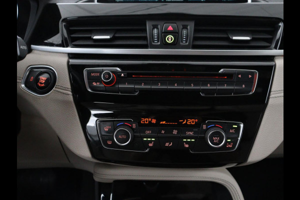 BMW X2 SDrive20i High Executive | Panoramadak | Leder | Stoelverwarming | Cruise control | Head-up | Bluetooth | Sfeerverlichting | Park assist | Elektrische achterklep | Trekhaak