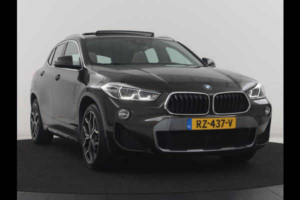BMW X2 SDrive20i High Executive | Panoramadak | Leder | Stoelverwarming | Cruise control | Head-up | Bluetooth | Sfeerverlichting | Park assist | Elektrische achterklep | Trekhaak