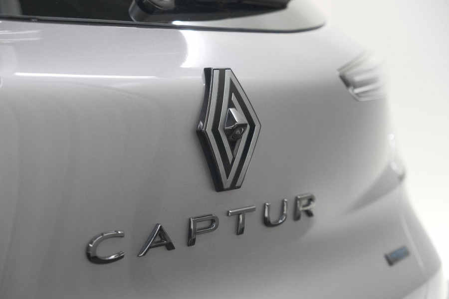 Renault Captur 1.8 E-Tech full hybrid 160 esprit Alpine | 360 Camera | Dodehoekdetectie | Adaptieve Cruise Control | Navigatie