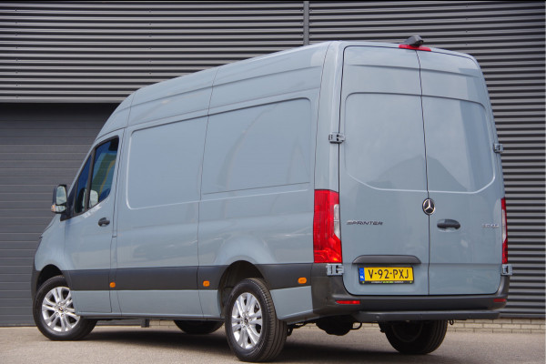 Mercedes-Benz Sprinter 317 1.9 CDI L2H2 AUT. STOELVERWARMING, STANDKACHEL, CAMERA, CRUISE, CLIMA, PARKEERSENSOREN, MISTLAMPEN