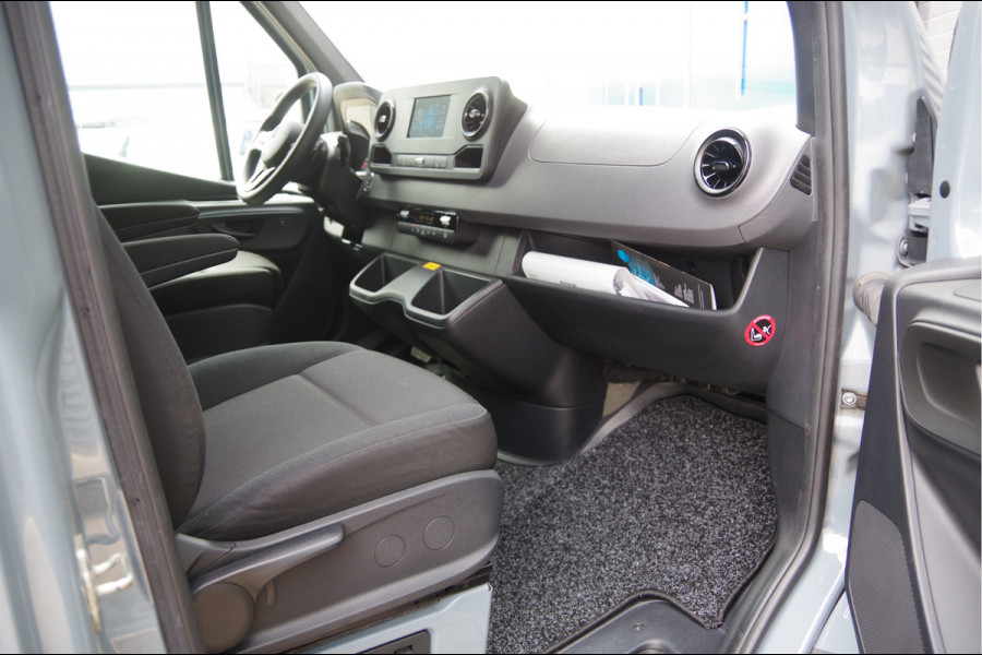 Mercedes-Benz Sprinter 317 1.9 CDI L2H2 AUT. STOELVERWARMING, STANDKACHEL, CAMERA, CRUISE, CLIMA, PARKEERSENSOREN, MISTLAMPEN