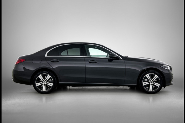 Mercedes-Benz C-Klasse 300 e Business Solution | Parkeerpakket met achteruitrijcamera | Spiegelpakket | Trekhaak | GUARD 360° Plus | Warmtewerend, donkergetint glas | 17 inch vijfspaaks lichtmetalen velgen |