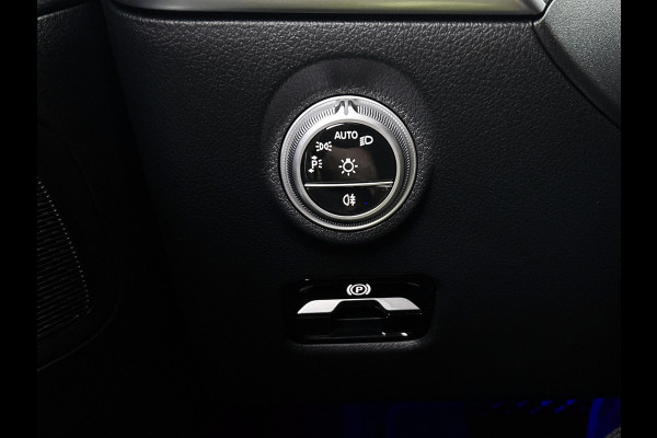 Mercedes-Benz C-Klasse 300 e Business Solution | Parkeerpakket met achteruitrijcamera | Spiegelpakket | Trekhaak | GUARD 360° Plus | Warmtewerend, donkergetint glas | 17 inch vijfspaaks lichtmetalen velgen |