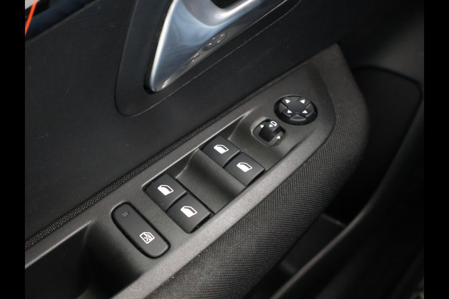 Peugeot 208 1.2 PT 102 PK + NAVIGATIE | APPLE CARPLAY | DAB+ | LED
