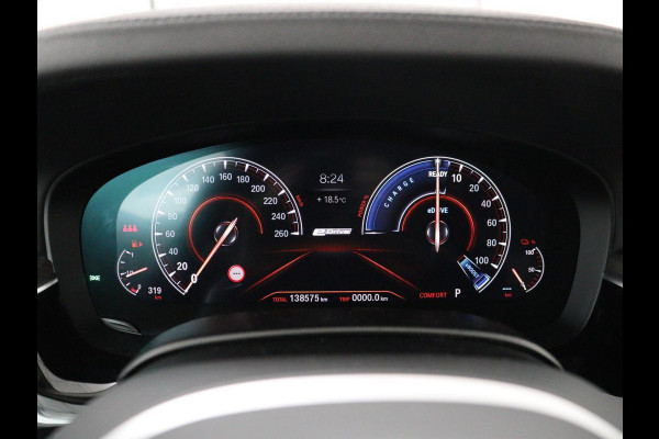 BMW 5 Serie 530e iPerformance High Executive | Leder | Elektrische stoelen | Stoelverwarming | Sfeerverlichting | Adaptive cruise | Carplay | Climate control | Camera | Park assist | PHEV