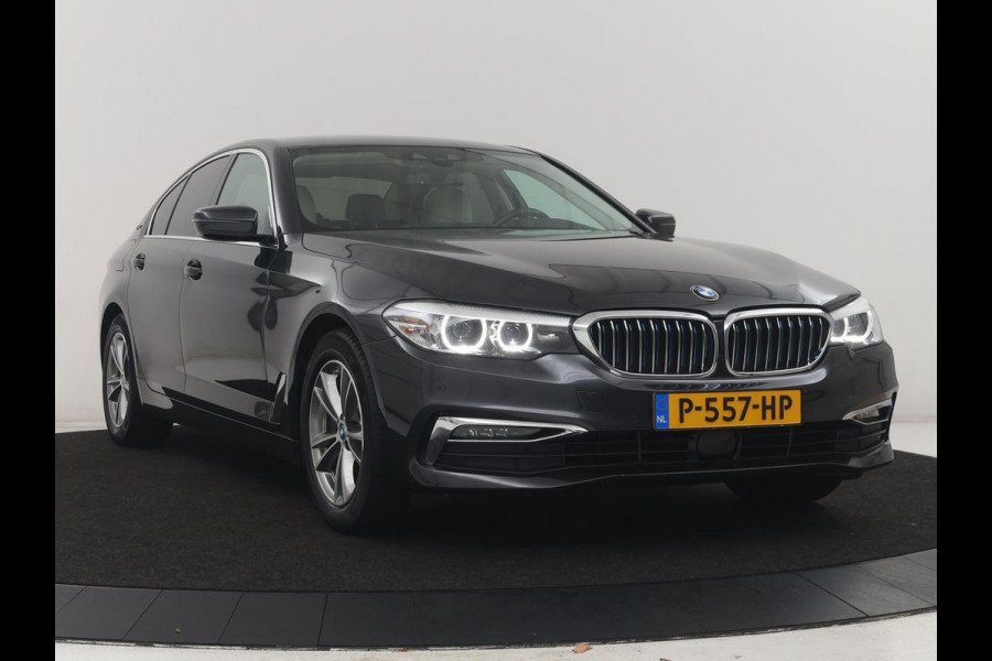 BMW 5 Serie 530e iPerformance High Executive | Leder | Elektrische stoelen | Stoelverwarming | Sfeerverlichting | Adaptive cruise | Carplay | Climate control | Camera | Park assist | PHEV