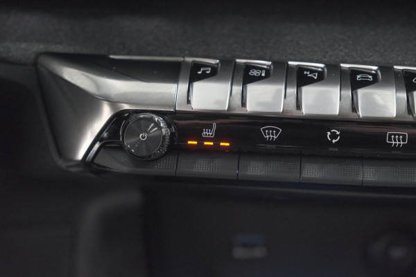 Peugeot 3008 PureTech 130 EAT8 Blue Lease Premium | Elektrische Kofferklep | Dodehoekdetectie | Stoelen-Pakket