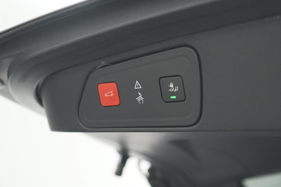 Peugeot 3008 PureTech 130 EAT8 Blue Lease Premium | Elektrische Kofferklep | Dodehoekdetectie | Stoelen-Pakket