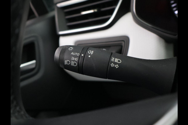 Renault Clio 1.0 TCe 90 EVOLUTION + CARPLAY | LED | CRUISE CONTROL