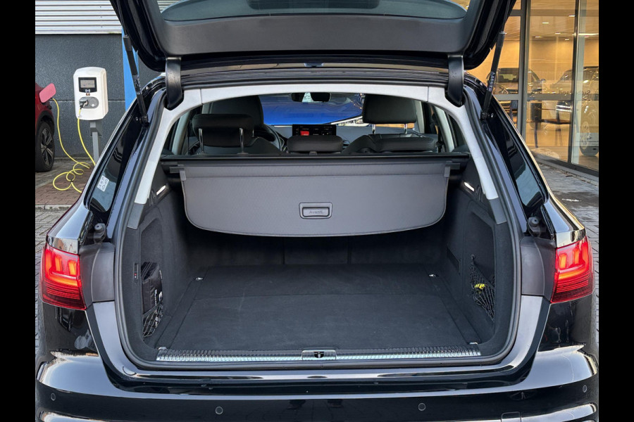 Audi A4 Avant 35 TFSI Advanced Edition 150pk | Wegklapbare Trekhaak | Elek. Kofferklep | Parkeersensoren | DAB |