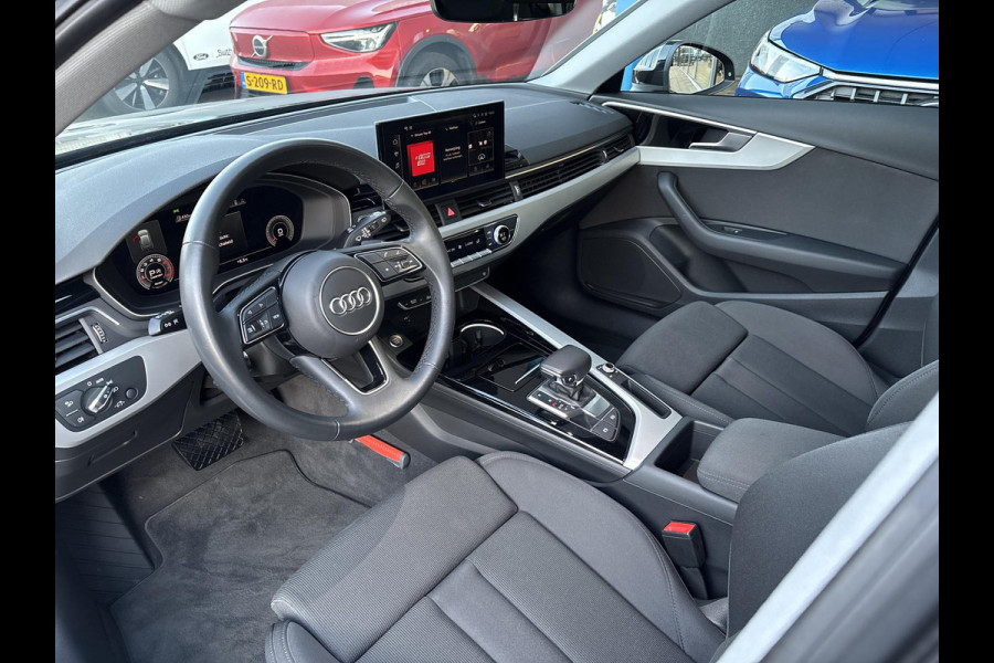 Audi A4 Avant 35 TFSI Advanced Edition 150pk | Wegklapbare Trekhaak | Elek. Kofferklep | Parkeersensoren | DAB |