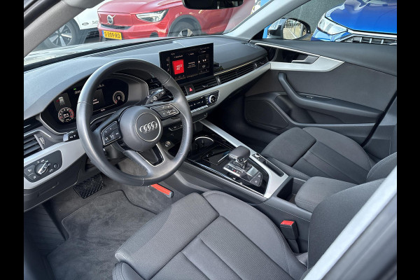 Audi A4 Avant 35 TFSI Advanced Edition 150pk | Wegklapbare Trekhaak | Elek. Kofferklep | Parkeersensoren | DAB |