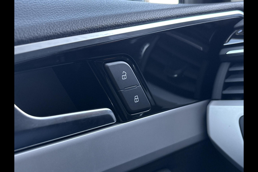 Audi A4 Avant 35 TFSI Advanced Edition 150pk | Wegklapbare Trekhaak | Elek. Kofferklep | Parkeersensoren | DAB |