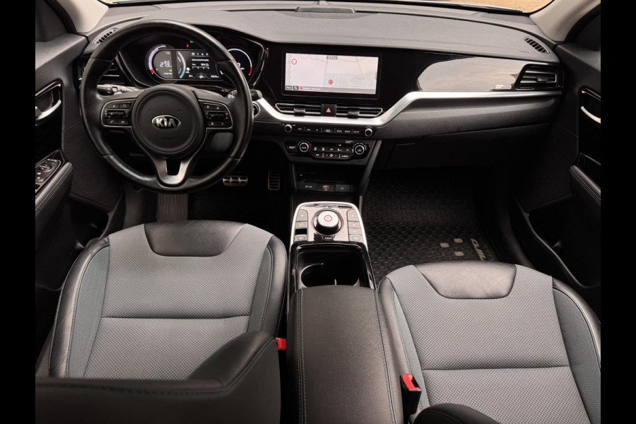 Kia e-Niro ComfortLine 64 kWh | SOH: 97,2% | 3 Fase |  Trekhaak | Stoelverwarming | Camera | Blindspot | Adaptive CC |