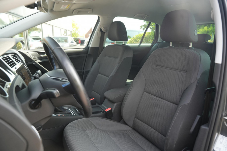 Volkswagen e-Golf E-DITION Keyless Groot Navi Cruise Stoelverw.