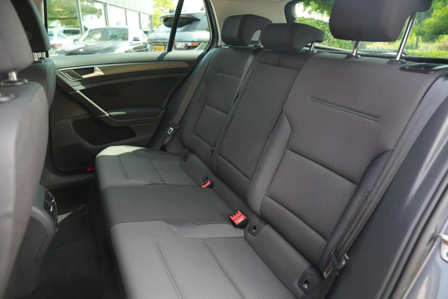 Volkswagen e-Golf E-DITION Keyless Groot Navi Cruise Stoelverw.