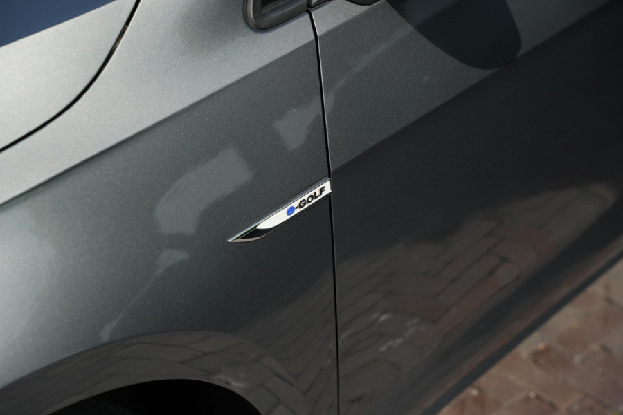 Volkswagen e-Golf E-DITION Keyless Groot Navi Cruise Stoelverw.
