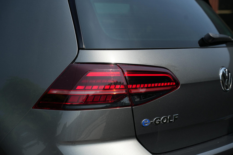 Volkswagen e-Golf E-DITION Keyless Groot Navi Cruise Stoelverw.