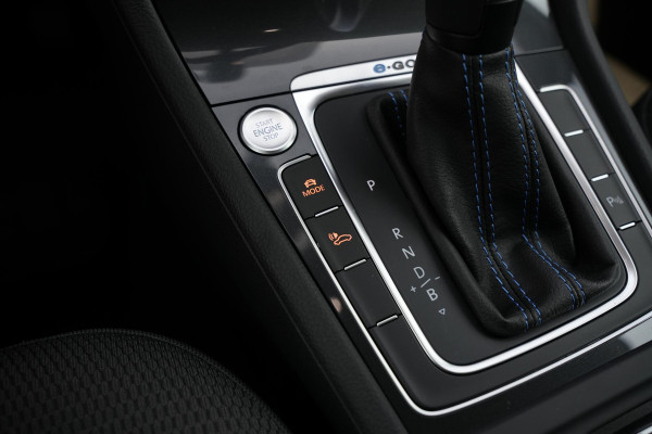 Volkswagen e-Golf E-DITION Keyless Groot Navi Cruise Stoelverw.