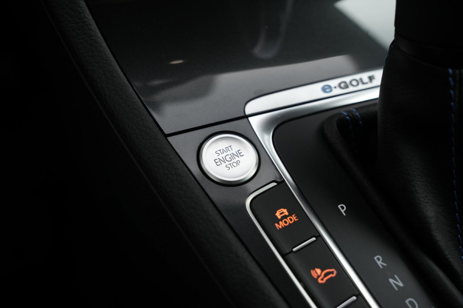 Volkswagen e-Golf E-DITION Keyless Groot Navi Cruise Stoelverw.