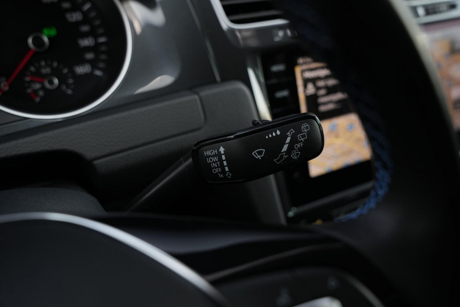 Volkswagen e-Golf E-DITION Keyless Groot Navi Cruise Stoelverw.