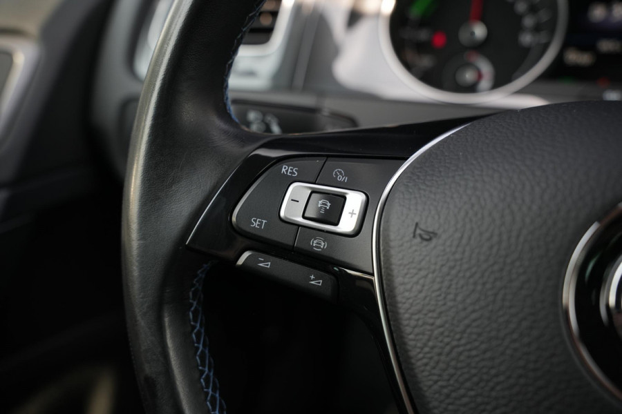 Volkswagen e-Golf E-DITION Keyless Groot Navi Cruise Stoelverw.