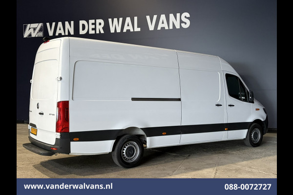 Mercedes-Benz Sprinter 317 CDI 170pk L3H2 Euro6 Airco | 360 Graden Camera | Navigatie | Apple Carplay | Chauffeursstoel Cruisecontrol, Android Auto, Stoelverwarming, 270 Graden Achterdeuren, Parkeersensoren, Bijrijdersbank