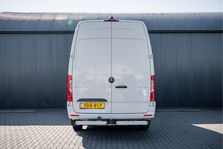 Mercedes-Benz Sprinter 516 CDI L3H2 | 7-Zits | 3.5T Trekgwicht | Automaat | Camera | Mbux | Climatronic | Trekhaak
