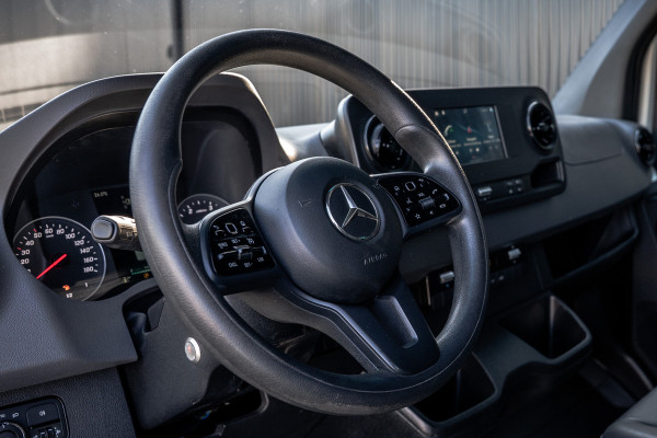 Mercedes-Benz Sprinter 516 CDI L3H2 | 7-Zits | 3.5T Trekgwicht | Automaat | Camera | Mbux | Climatronic | Trekhaak
