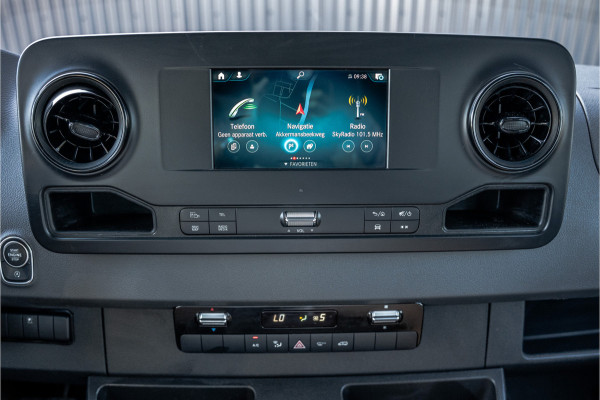 Mercedes-Benz Sprinter 516 CDI L3H2 | 7-Zits | 3.5T Trekgwicht | Automaat | Camera | Mbux | Climatronic | Trekhaak