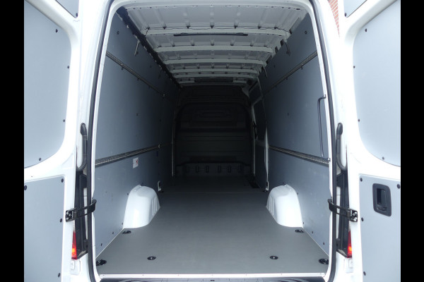 Mercedes-Benz Sprinter 317 CDI L3H2 Leer/LED/Camera/Trekhaak/Navigatie