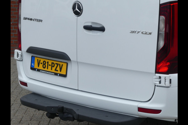 Mercedes-Benz Sprinter 317 CDI L3H2 Leer/LED/Camera/Trekhaak/Navigatie