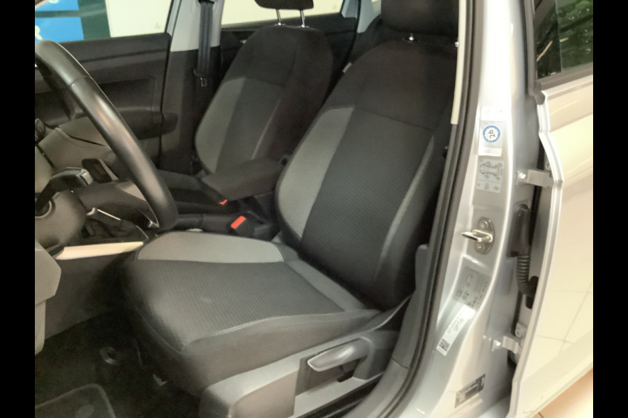 Volkswagen Polo 1.0 TSI Life Automaat, PDC vóór en achter, Adaptieve Cruise Control, stoelverwarming