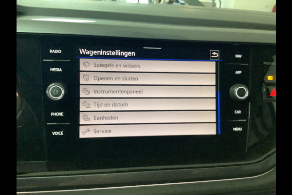Volkswagen Polo 1.0 TSI Life Automaat, PDC vóór en achter, Adaptieve Cruise Control, stoelverwarming
