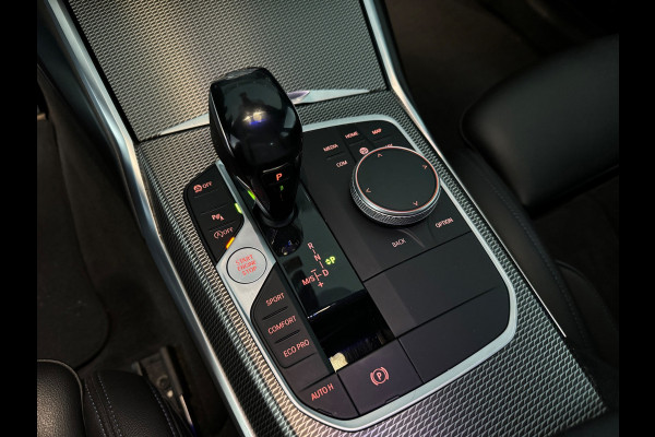 BMW 3-serie 330i High Executive Laser|Stoelverwarming|Carplay|Sfeer