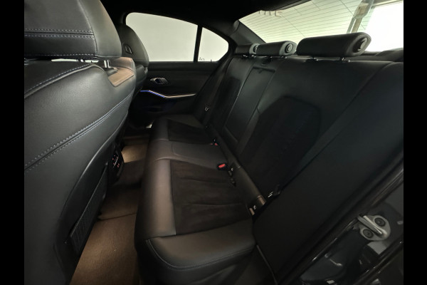 BMW 3-serie 330i High Executive Laser|Stoelverwarming|Carplay|Sfeer