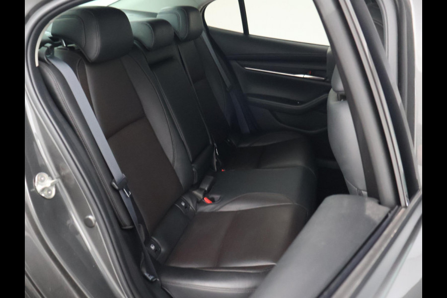 Mazda 3 2.0 e-SkyActiv-X M HYBRID 186 PK LUXURY + CARPLAY | BOSE | HEAD-UP | ADAPTIVE CRUISE | MEMORY | STOEL/STUURVERW.