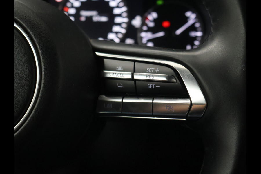 Mazda 3 2.0 e-SkyActiv-X M HYBRID 186 PK LUXURY + CARPLAY | BOSE | HEAD-UP | ADAPTIVE CRUISE | MEMORY | STOEL/STUURVERW.
