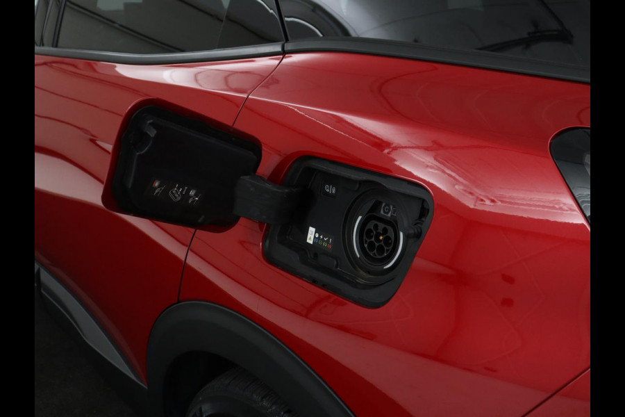 Peugeot 3008 1.6 HYbrid4 300 GT Pack Business | SOH 94,8% | Panoramadak | Leder/alcantara | Stoelverwarming | Adaptive cruise | Lane assist | Sfeerverlichting | Carplay | Focal sound | Camera | Park assist | Elektrische achterklep