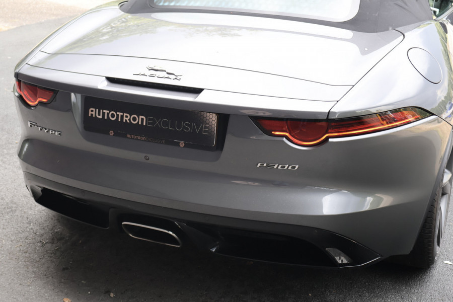 Jaguar F-Type P300 R-Dynamic | 20" CARBON INLEG VELGEN | LED KOPLAMPEN | SPORTUITLAAT | MERIDIDAN AUDIO | COLD CLIMATE PACK INCL. STUURVERWARMING EN VOORRUITVERWARMING INCL WARMTEWEREND GLAS