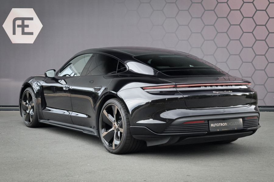 Porsche Taycan Turbo 93 kWh | PASSENGER DISPLAY | ADAPTIVE CRUISE | STOELVERWAMING & VERKOELING | 360 CAMERA | BOSE AUDIO | Turbo