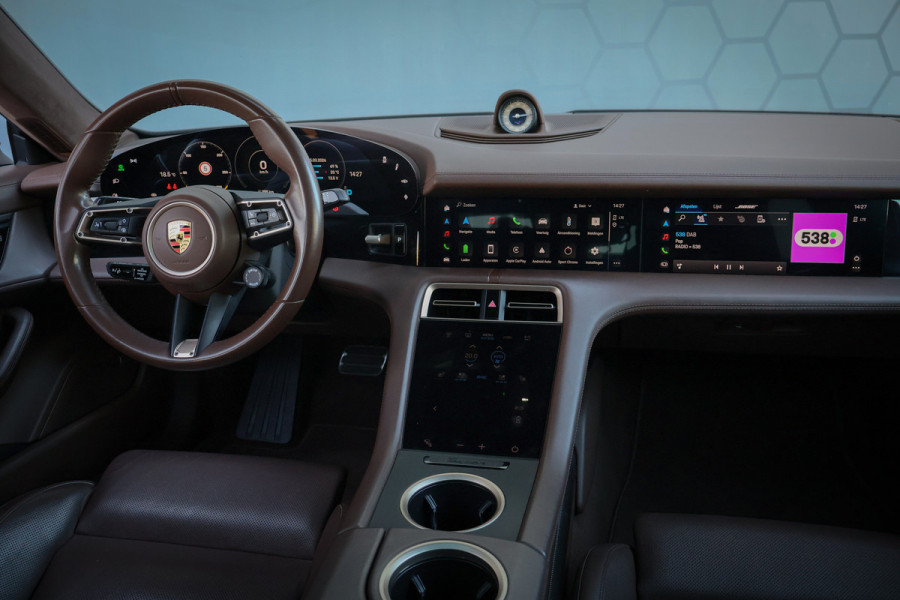 Porsche Taycan Turbo 93 kWh | PASSENGER DISPLAY | ADAPTIVE CRUISE | STOELVERWAMING & VERKOELING | 360 CAMERA | BOSE AUDIO | Turbo