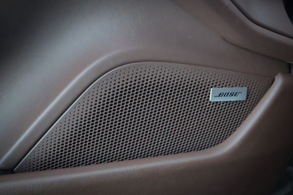 Porsche Taycan Turbo 93 kWh | PASSENGER DISPLAY | ADAPTIVE CRUISE | STOELVERWAMING & VERKOELING | 360 CAMERA | BOSE AUDIO | Turbo