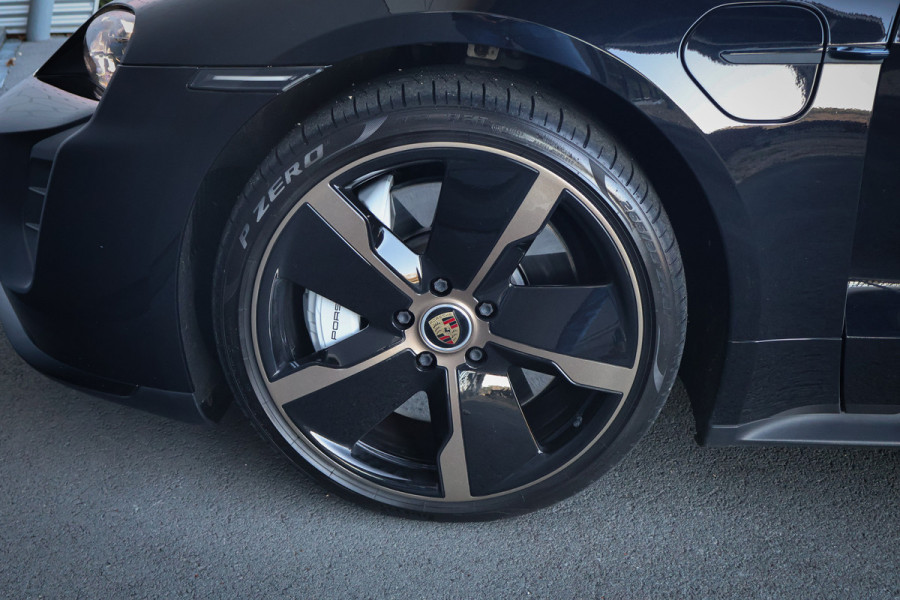 Porsche Taycan Turbo 93 kWh | PASSENGER DISPLAY | ADAPTIVE CRUISE | STOELVERWAMING & VERKOELING | 360 CAMERA | BOSE AUDIO | Turbo