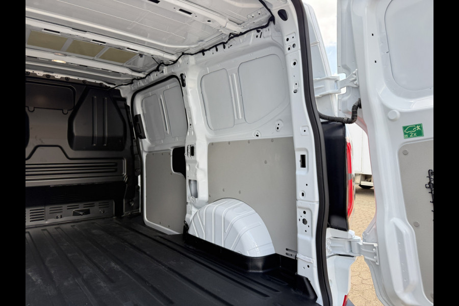 Ford E-Transit Custom 71kWh 140PK Elektrisch 344km WLTP 2300kg Trekvermogen BEV Snelladen Stoel + Stuur verwarming LED Cruise Control Camera Carplay Parkeersensoren v+a