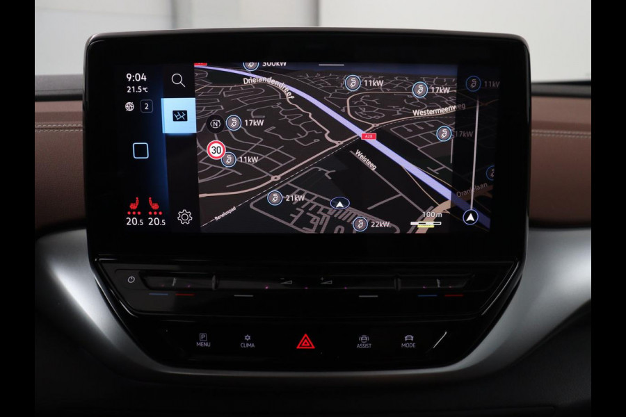 Volkswagen ID.4 Family 77 kWh | SOH 91,3% | Panoramadak | Leder/alcantara | Stuur/stoel verwarming | Sfeerverlichting | Carplay | Adaptive cruise | Camera | Park assist | Trekhaak