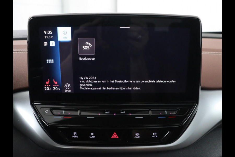 Volkswagen ID.4 Family 77 kWh | SOH 91,3% | Panoramadak | Leder/alcantara | Stuur/stoel verwarming | Sfeerverlichting | Carplay | Adaptive cruise | Camera | Park assist | Trekhaak