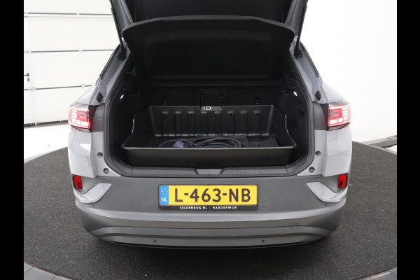 Volkswagen ID.4 Family 77 kWh | SOH 91,3% | Panoramadak | Leder/alcantara | Stuur/stoel verwarming | Sfeerverlichting | Carplay | Adaptive cruise | Camera | Park assist | Trekhaak